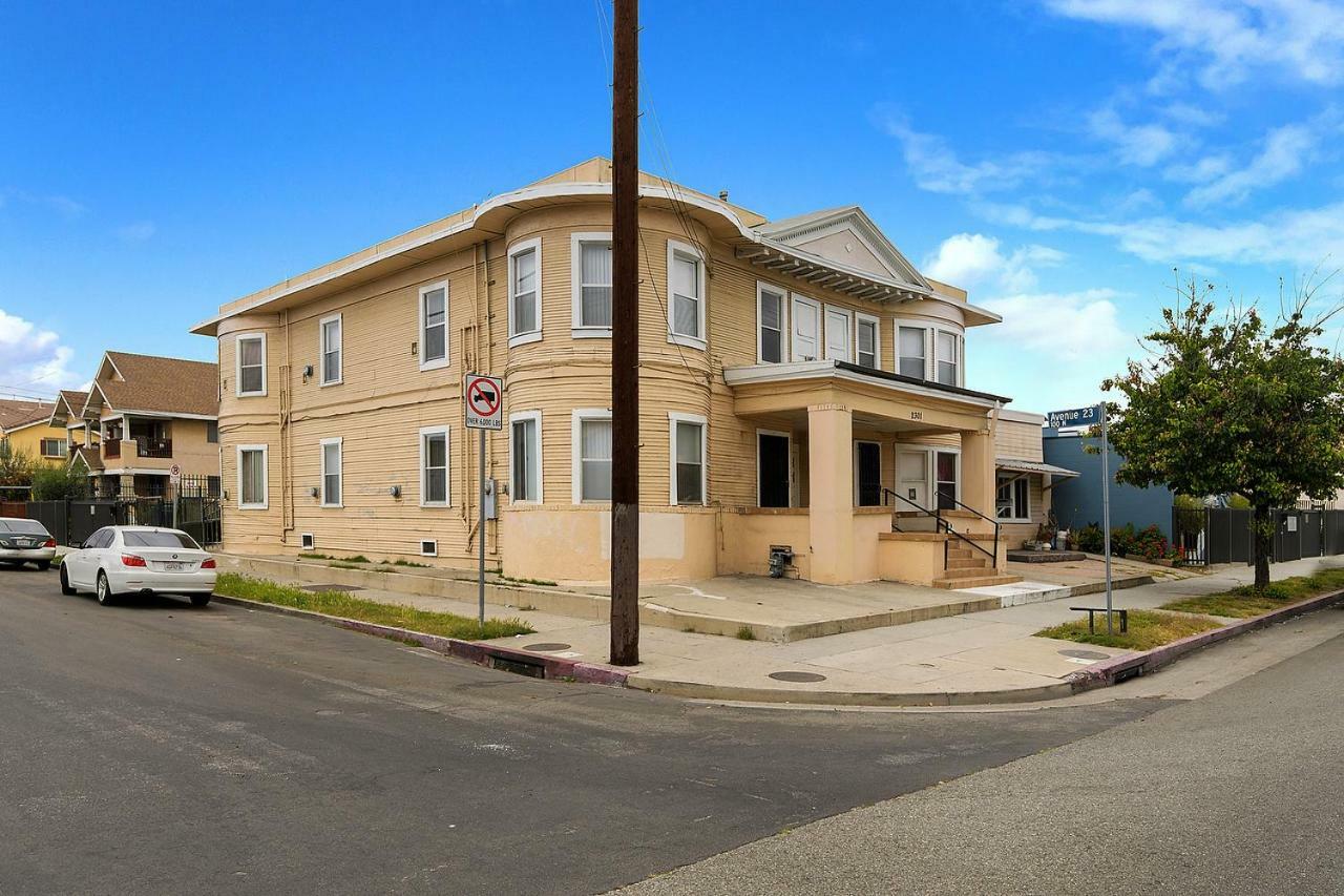 Хостел Pads On Pasadena Ave Лос-Анджелес Экстерьер фото