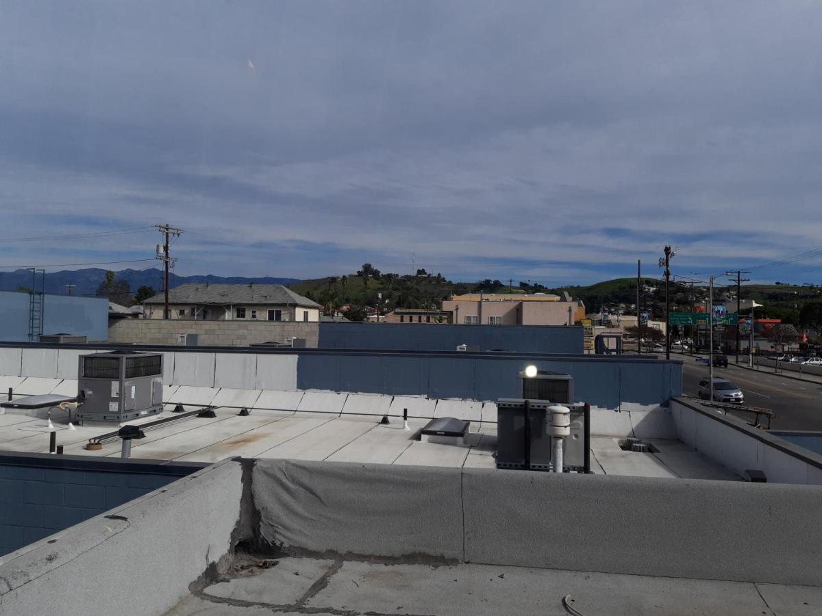 Хостел Pads On Pasadena Ave Лос-Анджелес Экстерьер фото